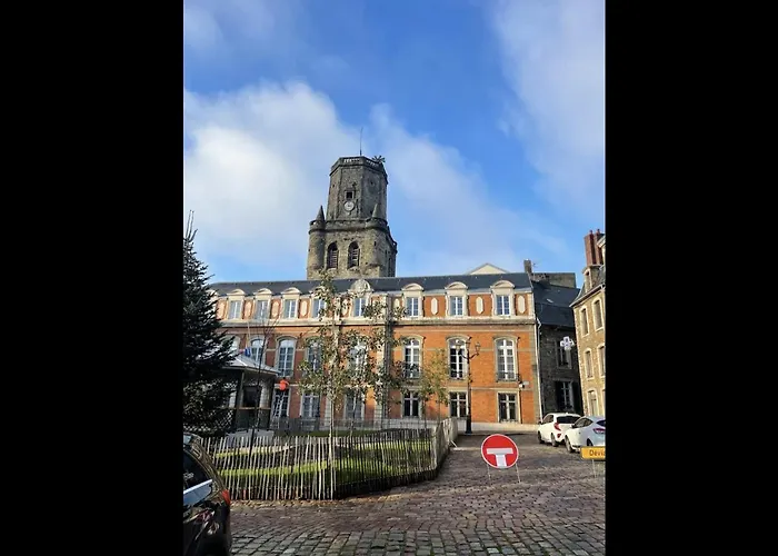 Le Henry Au Coeur De La Vieille Ville